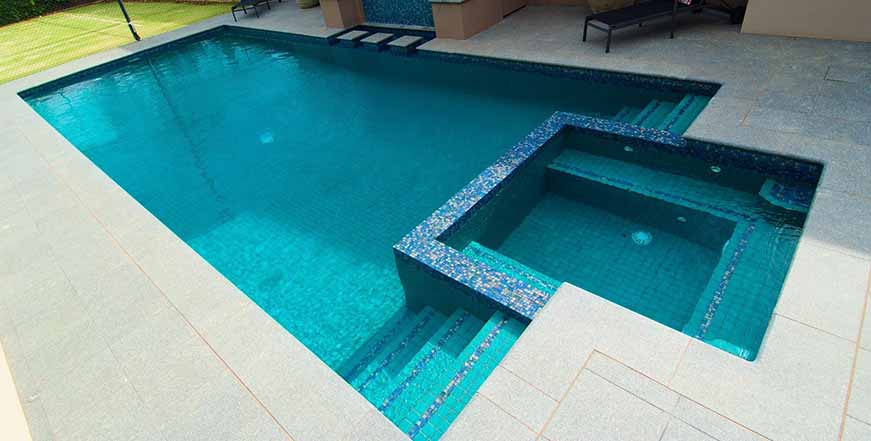 Piscinas de obra con hormigón en Madrid